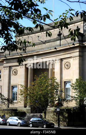 Bolton Magistrates Court, Le Mans Crescent, Bolton. Bild von Paul Heyes, Dienstag, 29. September 2015. Stockfoto