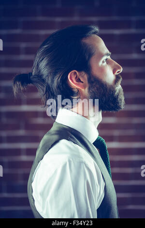 Seitenansicht des nachdenklicher Mann Stockfoto