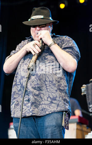 Sep 13, 2015 - Raleigh, North Carolina; USA - Sänger JOHN POPPER der Band Blues Traveler tritt als Bestandteil des G105 Shin Dig, die in Walnut Creek Amphitheater befindet sich in Raleigh stattfand. Copyright 2015 Jason Moore. © Jason Moore/ZUMA Draht/Alamy Live-Nachrichten Stockfoto