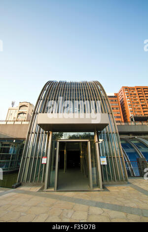 der neue MRT-Station (Daan Park Station) in Taipei Stockfoto