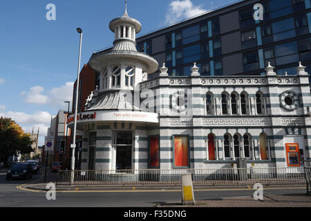 Sainsbury lokalen Speicher, London Road Sheffield, Pagode Stil Gebäude Stockfoto