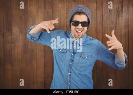 Glücklich Hipster Rock'n'Roll Hand Anzeichen Stockfoto