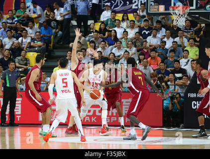 Changsha, China. 29. Sep, 2015. Qi Zhou (CHN) Basketball: FIBA Asia Championship 2015 für Männer Gruppe F match zwischen China 89-65 Qatar am Changsha soziale Arbeit College-Gymnasium in Changsha, China. © Yoshio Kato/AFLO/Alamy Live-Nachrichten Stockfoto