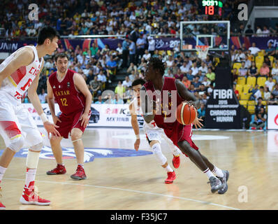 Changsha, China. 29. Sep, 2015. Daoud Mousa Daoud (QAT) Basketball: FIBA Asia Championship 2015 für Männer Gruppe F match zwischen China 89-65 Qatar am Changsha soziale Arbeit College-Gymnasium in Changsha, China. © Yoshio Kato/AFLO/Alamy Live-Nachrichten Stockfoto