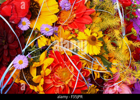 Schöne helle Blumenstrauß, Nahaufnahme Stockfoto