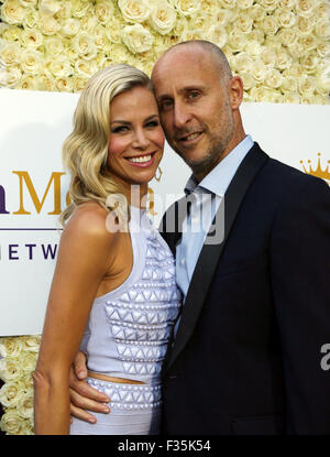 Hallmark Channel und Hallmark Filme & Geheimnisse Summer Press Tour - Ankünfte mit: Brooke Burns, Gavin O'Connor wo: Los Angeles, California, Vereinigte Staaten von Amerika bei: 29. Juli 2015 Stockfoto