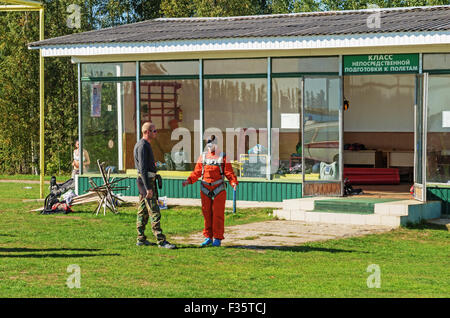 Fallschirmspringer - 2014. Vor dem Start. Stockfoto