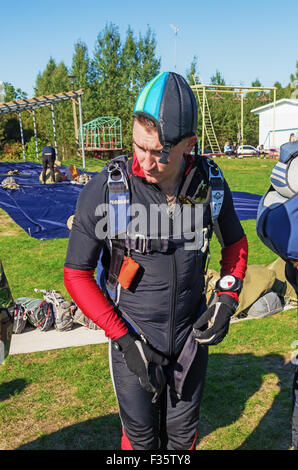 Fallschirmspringer - 2014. Vor dem Start. Stockfoto