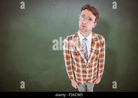 Zusammengesetztes Bild geeky Hipster nachschlagen Stockfoto