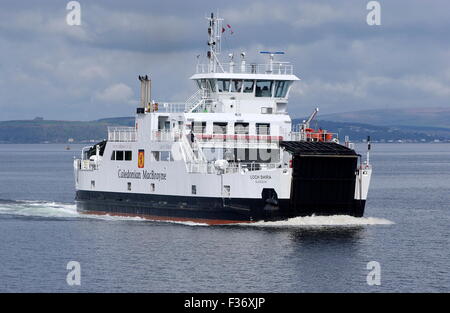 AJAXNETPHOTO. MAI 2008. LARGS, SCHOTTLAND. -Fähre - Largs Bay Pasenger und Auto Autofähre Loch Shira betritt Largs. FOTO: JONATHAN EASTLAND/AJAX REF: 80105 655 Stockfoto