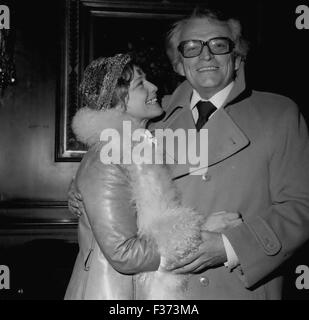 29. Dezember 1974 - Live Maria Schell & Werner Baecker der deutschen TV-© Keystone-Bilder-USA/ZUMAPRESS.com/Alamy-News Stockfoto