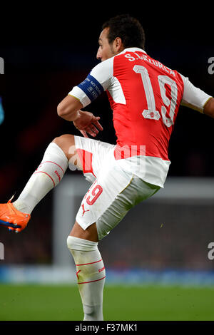 London, UK. 29. Sep, 2015. Santi Cazorla (Arsenal) Fußball: UEFA Champions League-Gruppe F-match zwischen Arsenal 2-3 Olympiacos im Emirates Stadium in London, England. Bildnachweis: Fernost-Presse/AFLO/Alamy Live-Nachrichten Stockfoto