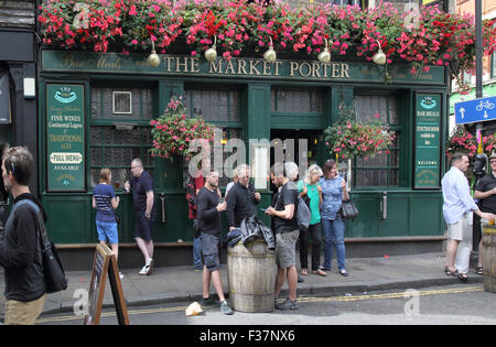 Der Markt Porter pub Borough Market London Stockfoto