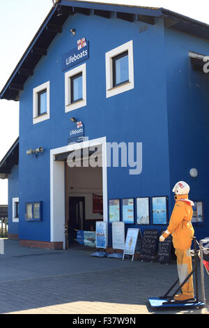 Rettungsstation (RNLI) auf Stade, Hastings, East Sussex, UK Stockfoto