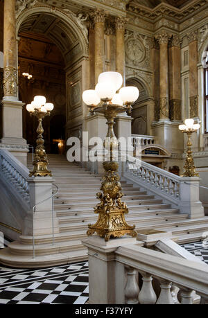 Historische Treppe 1. Stiege, Burgtheaterbox Sitze und Gericht Box, Burgtheater, Wien, Österreich, Weltkulturerbe Stockfoto