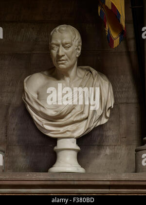 Kathedrale von Lichfield, Büste von Dr. Johnson Stockfoto