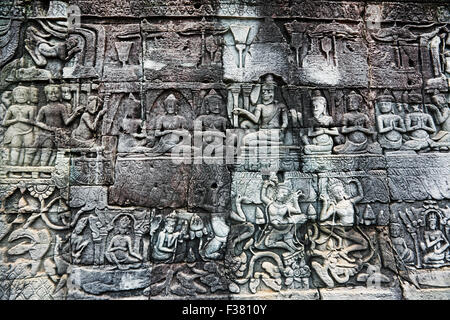 Fragment der Basrelief am Bayon-Tempel. Angkor archäologischer Park, Siem Reap Provinz, Kambodscha. Stockfoto