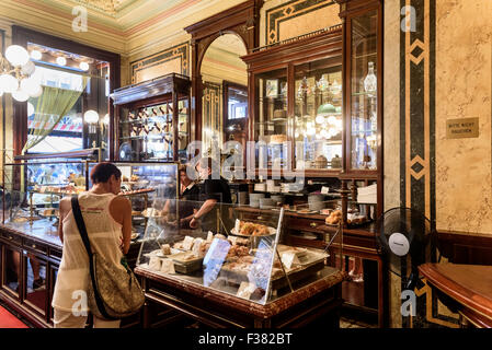 Zuckerbäckerei und Kaffeehaus Demel, Kohlmarkt 14, Wien, Österreich, Weltkulturerbe Stockfoto