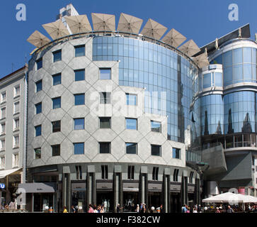 Haas-Haus am Stephansplatz erbaut 1889 von Hans Hollein, Wien, Österreich Stockfoto