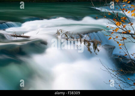 Langzeitbelichtung der Wasserfälle Stockfoto