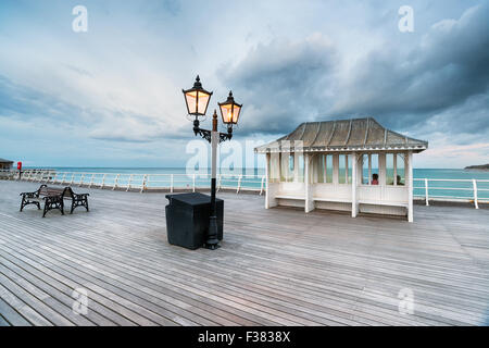 Sonnenuntergang auf Cromer Pier an der Nordküste Norfolk Stockfoto