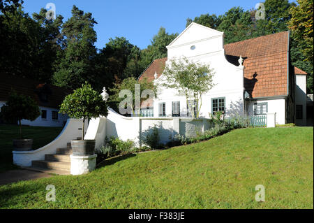 Das Heinrich-Vogeler-Museum "Barkenhoff" in Worpswede, Deutschland 1. Oktober 2015. Die 10-Millionen-Euro "Masterplan Worpswede" Projekt zur Modernisierung und verbinden die vier Museen in Worpswerde wurde erfolgreich abgeschlossen. FOTO: INGO WAGNER/DPA Stockfoto