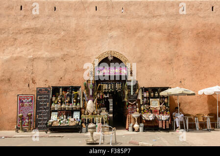 Straßenszene in der Medina von Rabat, Marokko Stockfoto