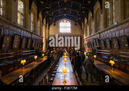 Innen / innen von der Great Hall (Speisesaal) Christ Church, Oxford University. Oxford University Press; VEREINIGTES KÖNIGREICH. Stockfoto