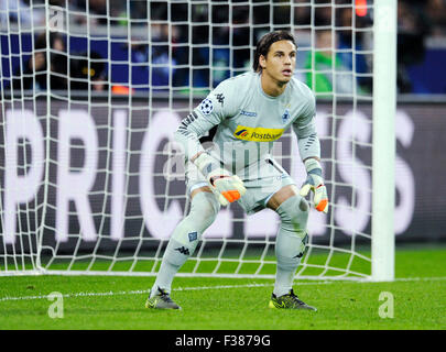 Mönchengladbach, Deutschland. 30. September 2015. UEFA Champions League, 2015/16 Prliminary Runde, 2. Spieltag, Borussia Mönchengladbach (Mönchengladbach, Gladbach) vs. Manchester City---Yann Sommer (Gladbach) Credit: Kolvenbach/Alamy Live-Nachrichten Stockfoto