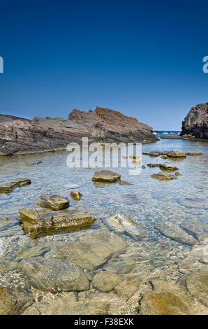 Schöne bulgarische Erholungsorte Landschaften in den glänzenden Sommertag Stockfoto