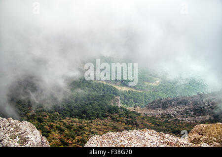 Sommer Landschaft Bergpanorama der Krim, Russland Stockfoto