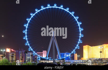 Eine Nachtansicht der High Roller Riesenrad in Las Vegas, Nevada. Stockfoto