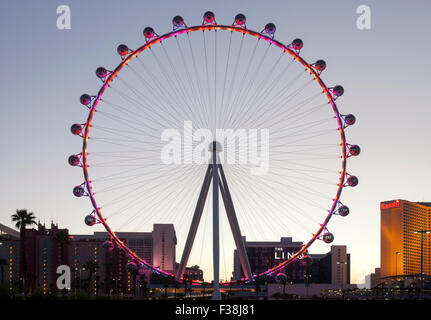 Einen Abend Blick der High Roller Riesenrad in Las Vegas, Nevada. Stockfoto