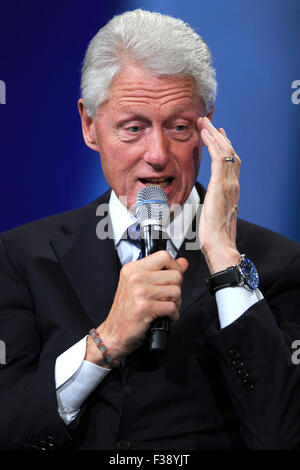 Bill Clinton bei der Abschlussfeier der Clinton Global Initiative 2015 im Hotel Sheraton Times Square in New York am 29. September. Stockfoto