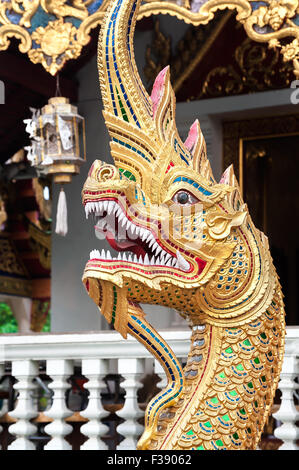 Phaya naga Schlange im Wat Phra Singh, Chiang Mai, Thailand Stockfoto