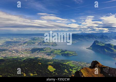 Vierwaldstättersee und Luzern, Blick vom Mount Pilatus Esel Gipfel, Zentralschweiz, Schweiz Stockfoto