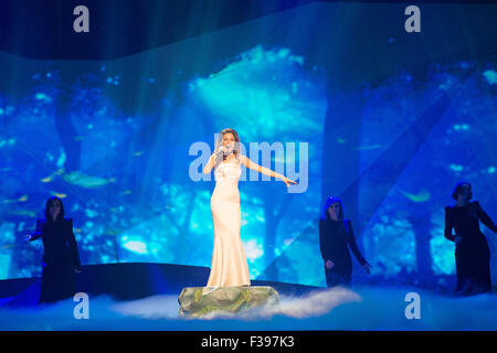 Malmö, Schweden. Montag, 13. Mai 2013. Zlata Ohnewich führt ihr Lied "Schwerkraft" für die Ukraine. Stockfoto