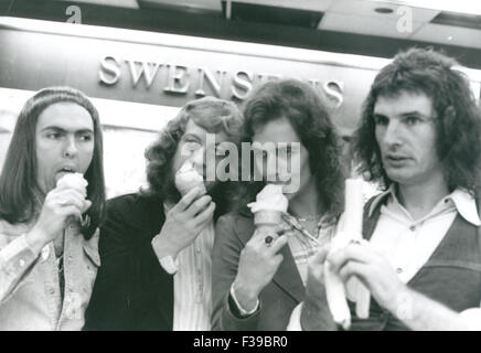 SLADE UK pop-Gruppe in New York über 1973. Vom linken Dave Hill, Noddy Holder, Jim Lea, Don Powell Stockfoto