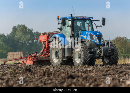 Traktor bei der Arbeit Stockfoto