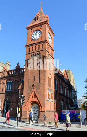 Der Chapel Royal Kirche Clock Tower in Brighton, East Sussex, England, UK. Stockfoto