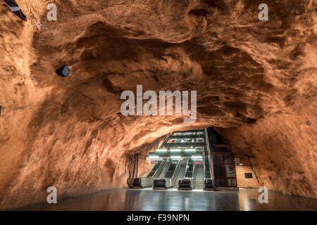 Innen Rådhuset u-Bahnstation in der Stockholmer Tunnelbana Stockfoto