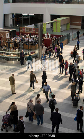 Neuen Atrium am Bahnhof New Street, Birmingham UK Stockfoto