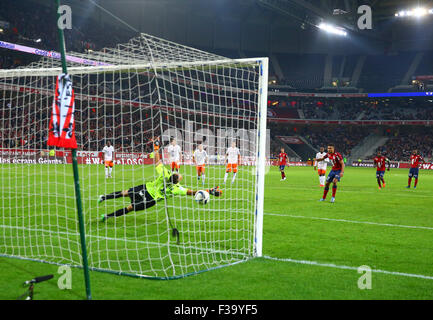 Lille, Frankreich. 2. Oktober 2015. Französischen Liga 1 Fußball. OS-Lille gegen Montpellier. aber de Sofiane Boufal (Lille) © Action Plus Sport/Alamy Live News Stockfoto