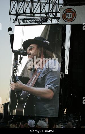 Las Vegas, NV, USA. 2. Oktober 2015. Tausend Pferde in Anwesenheit für Route 91 Country Music Festival 2015 - Fr, MGM Resorts Dorf Las Vegas, NV 2. Oktober 2015. Bildnachweis: James Atoa/Everett Collection/Alamy Live-Nachrichten Stockfoto