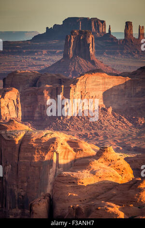 USA, Arizona, malerischen Blick auf das Monument Valley von The Hunt Mesa, erstaunlich, amerikanischen Südwesten Landschaft. Stockfoto