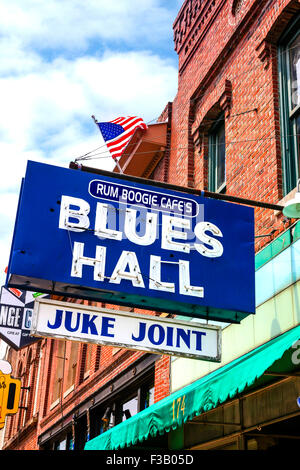 Rum Boogie Cafés Blues Hall und Juke Joint Overhead unterzeichnen auf der Beale Street in Memphis, Tennessee Stockfoto