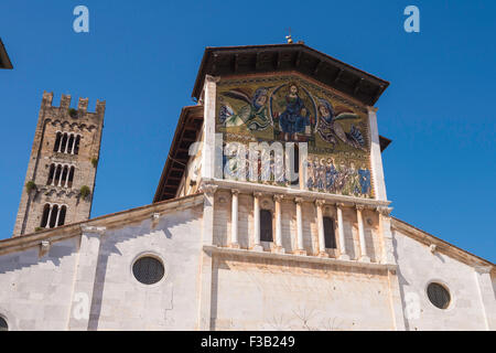 Basilika San Frediano, Piazza San Frediano, Lucca, Toskana, Italien Stockfoto