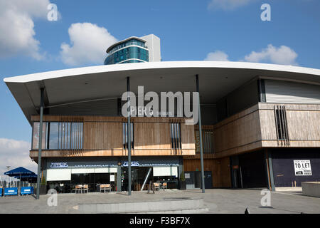 Dockside Outlet Shoppingcenter in Chatham Stockfoto