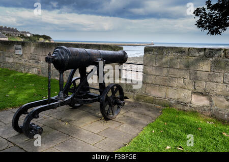 Alte Kanone an den Wänden der Grenze Stadt von Berwick nach Tweed in Grenzbereichen Englands mit Schottland. Stockfoto