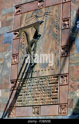 Sonnenuhr auf Bok Gesang Turm in Florida USA Stockfoto